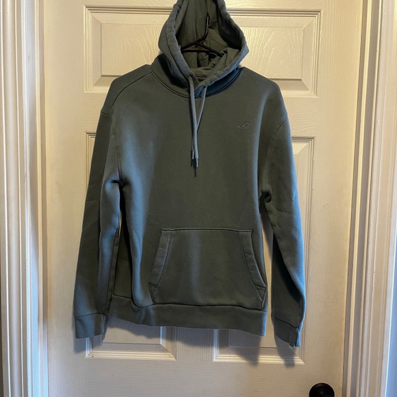 Hollister Tops - Hollister Sweatshirt Small Bird Icon Teal Green Activewear Casual Gym Lounge
